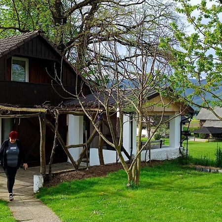 Guesthouse Ankl Лесце Екстериор снимка